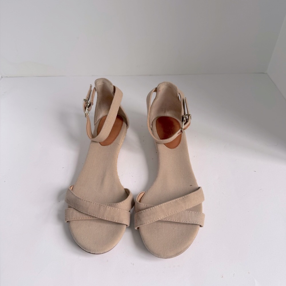 J. Crew Marina  Canvas tan criss-cross strappy Sandals. Size 8 - Picture 2 of 16